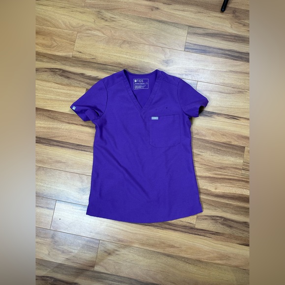 Limited Edition Figs Scrub Set in Ultraviolet - Picture 6 of 7